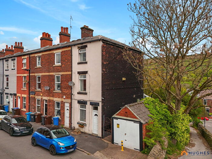 3 Bedroom End Of Terrace House For Sale In Marsh Street, Deepcar, Sheffield, S36