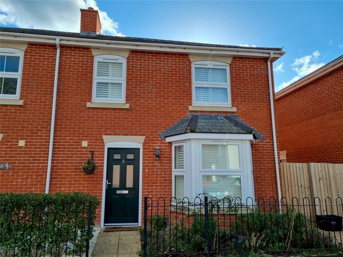 3 Bedroom Semi-Detached House For Sale In Broad Street, Chard, Somerset, TA20