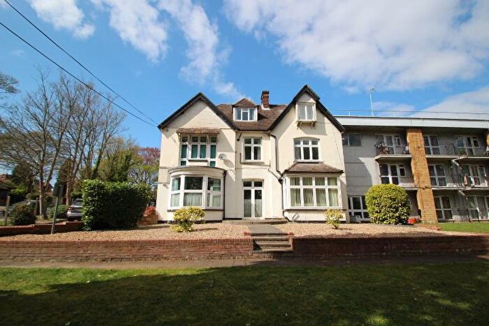 Studio To Rent In The Approach, Orpington, Kent, BR6