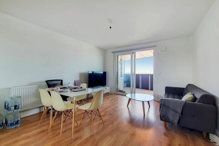 1 Bedroom Flat To Rent In Abbeville Apartments, Barking, IG11