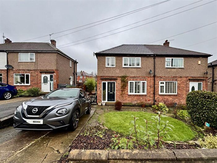 3 Bedroom Semi Detached House For Sale In Pontey Mount, Waterloo, Huddersfield, HD5