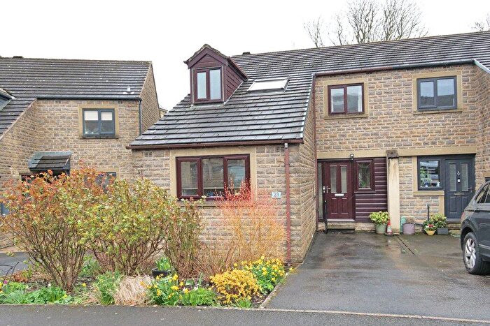 3 Bedroom Semi Detached House For Sale In Hall Croft, Skipton, North Yorkshire, BD23