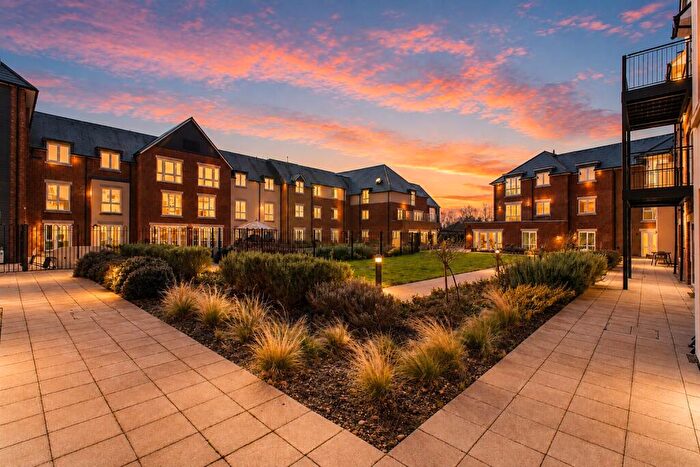 2 Bedroom Apartment For Sale In Grove Road, Wantage, OX12