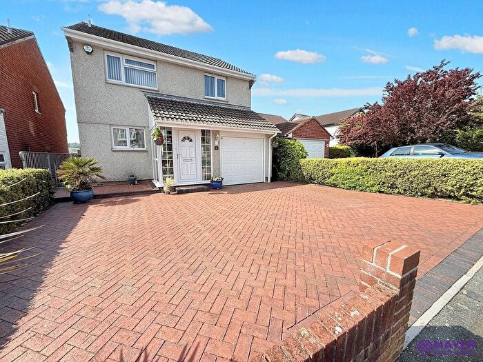 4 Bedroom Detached House For Sale In Wheatridge, Plymouth, PL7