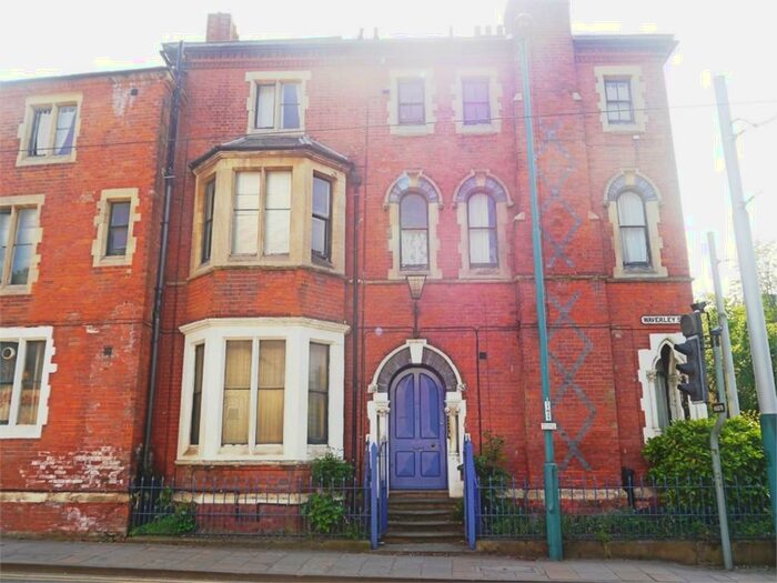 1 Bedroom Flat To Rent In Waverley Street, Nottingham, NG7