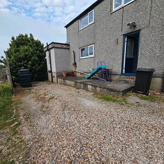 3 Bedroom Semi-Detached House To Rent In Brynsiencyn, Llanfairpwllgwyngyll, LL61