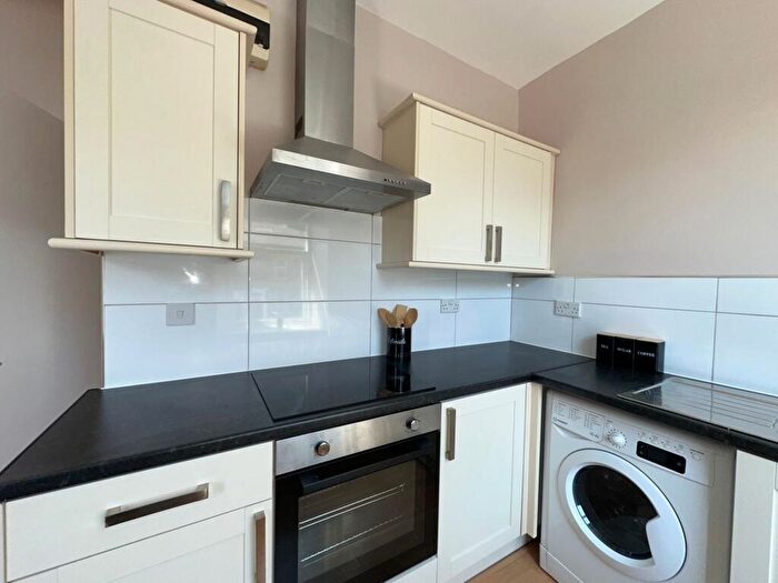 1 Bedroom Flat To Rent In Whitham Road, Sheffield, S10