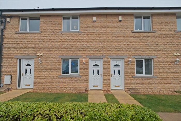 2 Bedroom Apartment To Rent In Paddock Top Mews, Colne, Lancashire, BB8