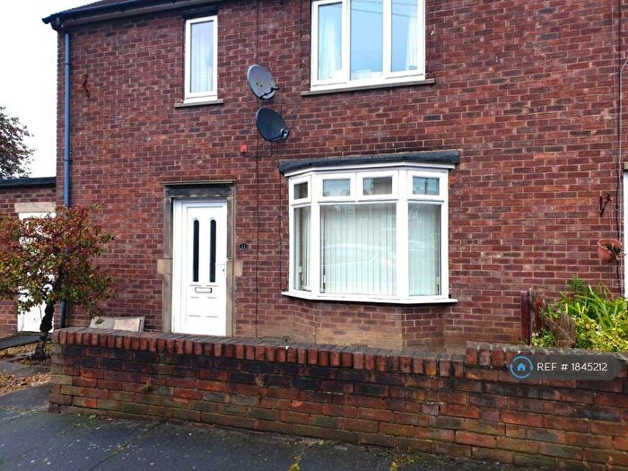 1 Bedroom Flat To Rent In Eshott Close, Gosforth, Newcastle Upon Tyne, NE3