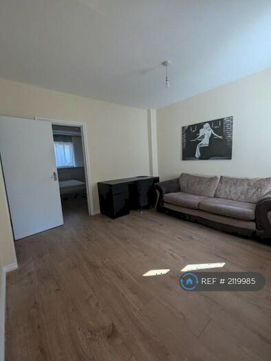 5 Bedroom End Of Terrace House To Rent In Eversleigh Road, London, E6