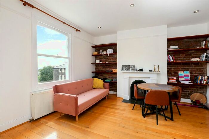 2 Bedroom Flat To Rent In Dartmouth Park Hill, London, NW5
