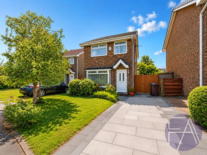 2 Bedroom Detached House For Sale In Edenfield Close, Southport, Merseyside, PR8