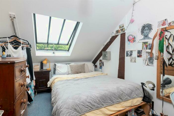 2 Bedroom Flat For Sale In Foundry Lane, Lewes, BN7