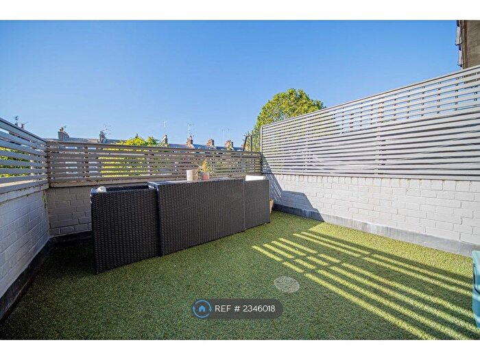 1 Bedroom Flat To Rent In Westbourne Grove, Notting Hill, W11