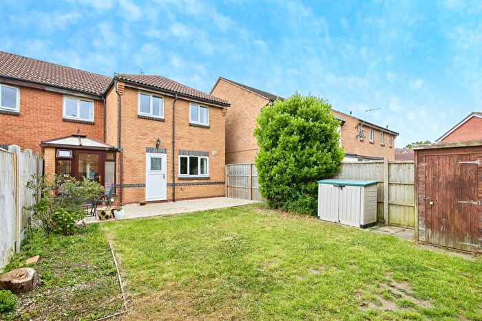 4 Bedroom Semi-Detached House For Sale In Ramblers Drive, Oakwood, Derby, DE21