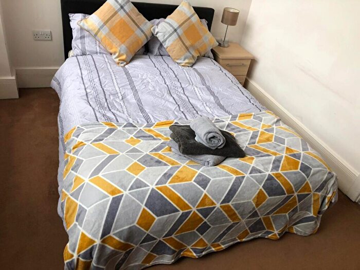 2 Bedroom Apartment To Rent In Newhall Street, Birmingham, B3