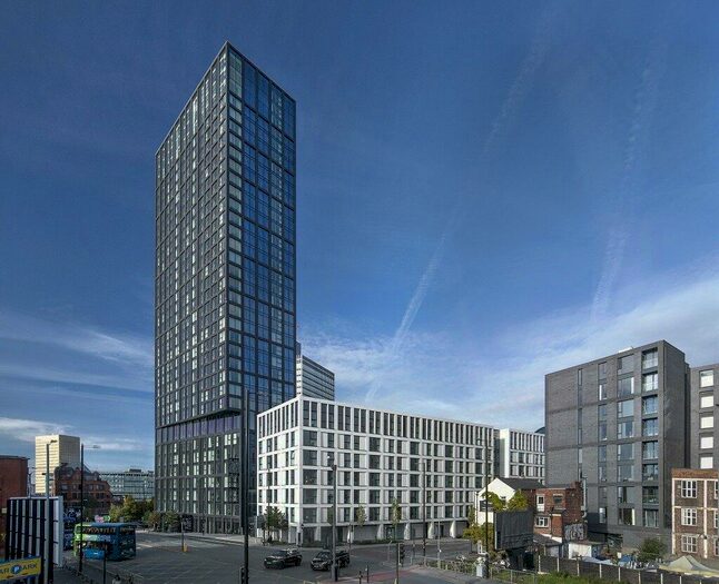 2 Bedroom Apartment To Rent In North Central Angel Court, Dyche Street, Manchester, M4