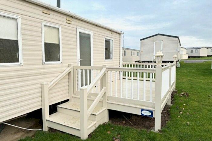 2 Bedroom Caravan For Sale In Harts Holiday Park, Leysdown Road, Isle Of Sheppey, Kent, ME12
