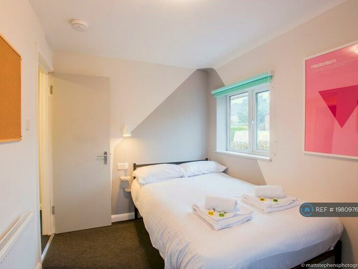 6 Bedroom Semi-Detached House To Rent In Hornby Road, Brighton, BN2