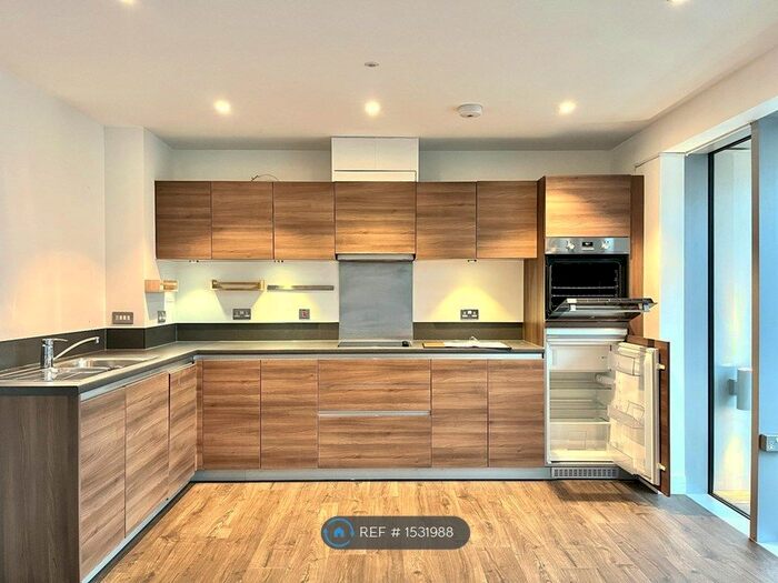 2 Bedroom Flat To Rent In Barking Road, London, E16