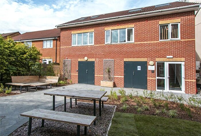 Studio To Rent In Wimborne Road, Bournemouth, Dorset, BH9