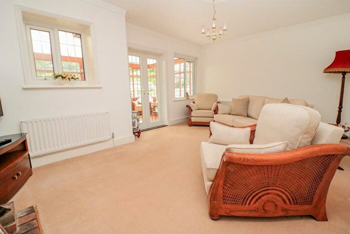 4 Bedroom Detached House For Sale In Spring Lane, Hatfield Peverel, Chelmsford, CM3