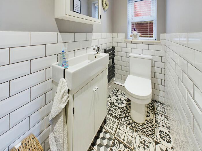 4 Bedroom Detached House For Sale In Netherside Drive, Chellaston, DE73