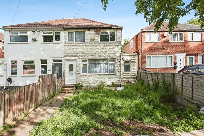 2 Bedroom Semi-Detached House For Sale In Tresham Road, Birmingham, West Midlands, B44