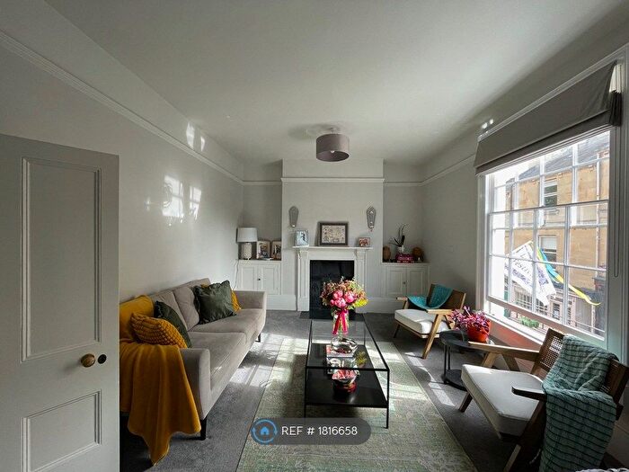 2 Bedroom Maisonette To Rent In Lambridge Buildings, Bath, BA1