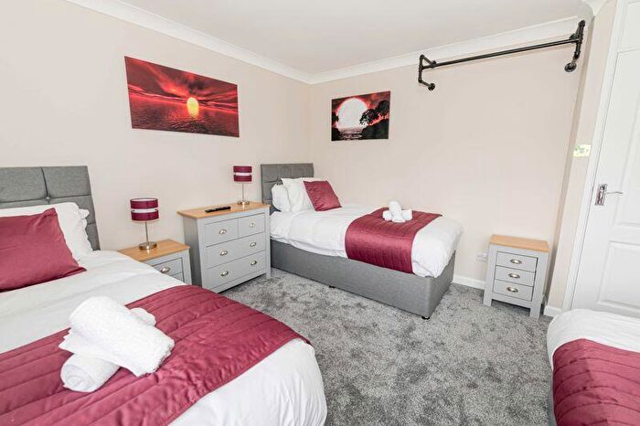 5 Bedroom Detached Bungalow To Rent In Carrbridge Close, Bournemouth, BH3