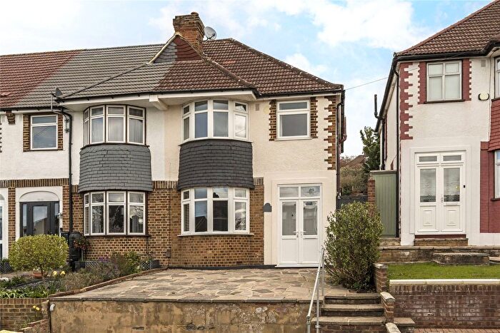 3 Bedroom End Terrace House For Sale In Westmount Road, Eltham, London, SE9
