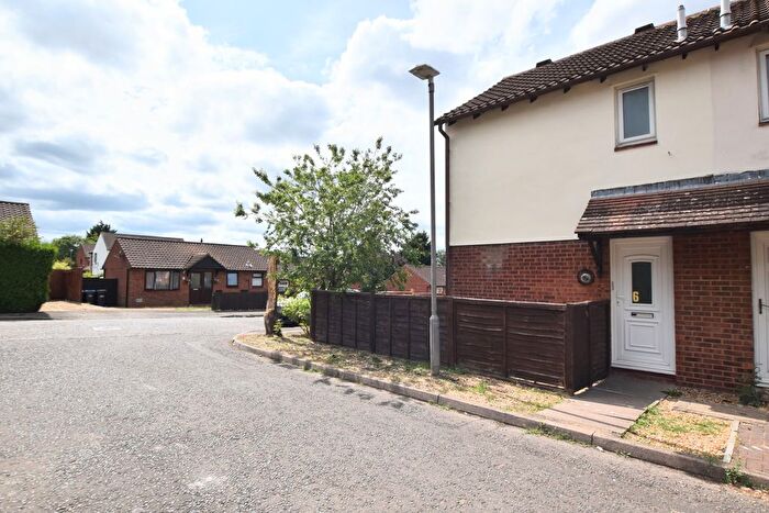 2 Bedroom Terraced House To Rent In Simonsbath, Furzton, MK4