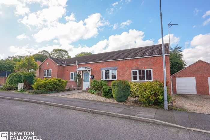 3 Bedroom Detached Bungalow For Sale In Machin Close, Newark, NG22