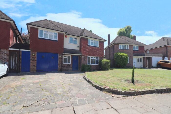4 Bedroom Detached House To Rent In Denberry Drive, Bexley, Sidcup, DA14
