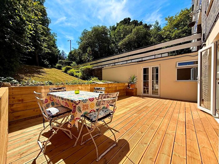 2 Bedroom Flat For Sale In Miami Court A Surrey Road, Bournemouth, BH4