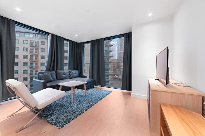 1 Bedroom Apartment To Rent In Hampton Tower, Marsh Wall, London, E14