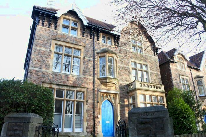 4 Bedroom Flat To Rent In St Johns Road Top, BS8