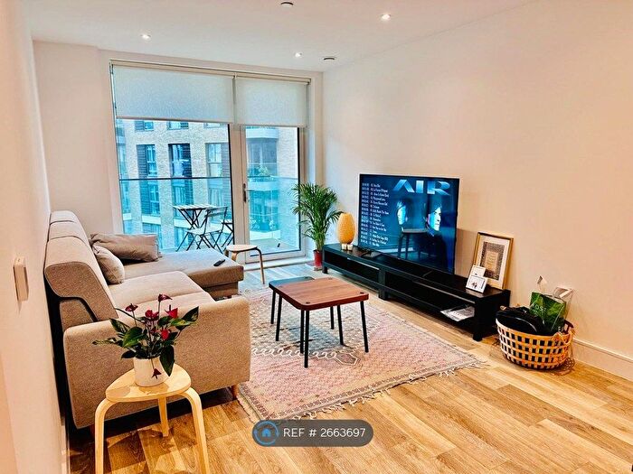 2 Bedroom Flat To Rent In York Road, London, SW11