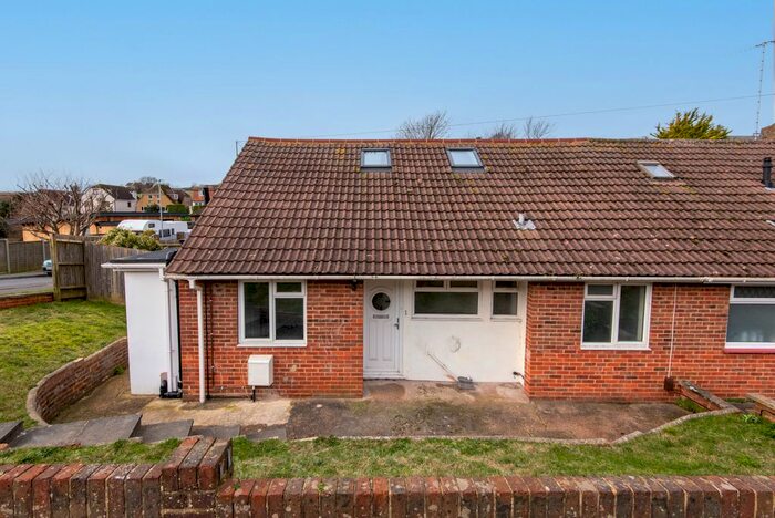 5 Bedroom Semi-Detached House To Rent In Falmer Gardens, Brighton, East Sussex, BN2