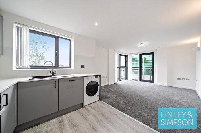 2 Bedroom Flat For Sale In Velocity North, City Walk, Leeds, LS11