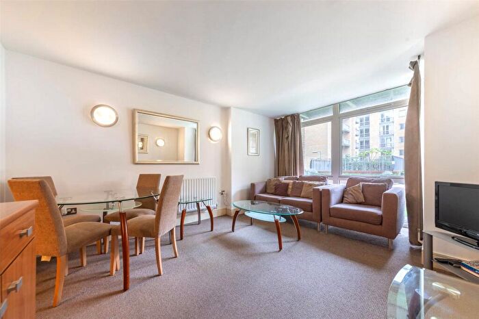 1 Bedroom Apartment To Rent In Lowry House, Cassilis Road, London, E14