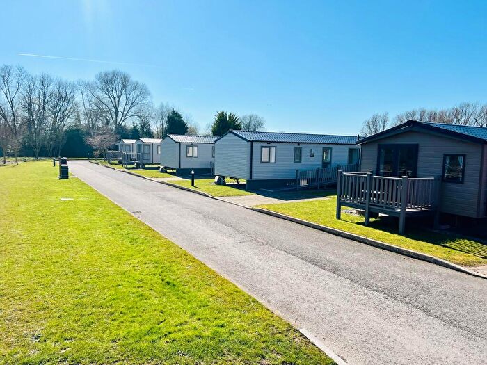 2 Bedroom Lodge For Sale In Beverley, East Yorkshire, HU17