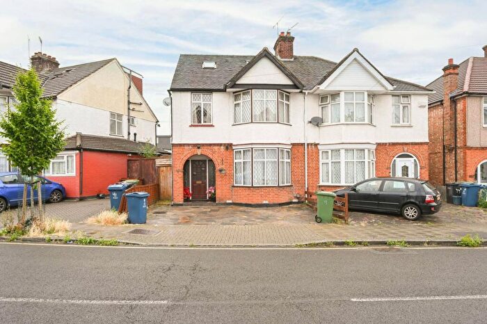 5 Bedroom Semi Detached House For Sale In Nibthwaite Road, Harrow, HA1