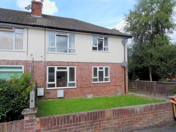 2 Bedroom Maisonette To Rent In Alder Drive, Tilehurst, Reading, RG31