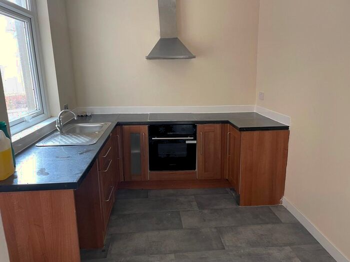 2 Bedroom Terraced House To Rent In Clifford Street, Neath, SA11