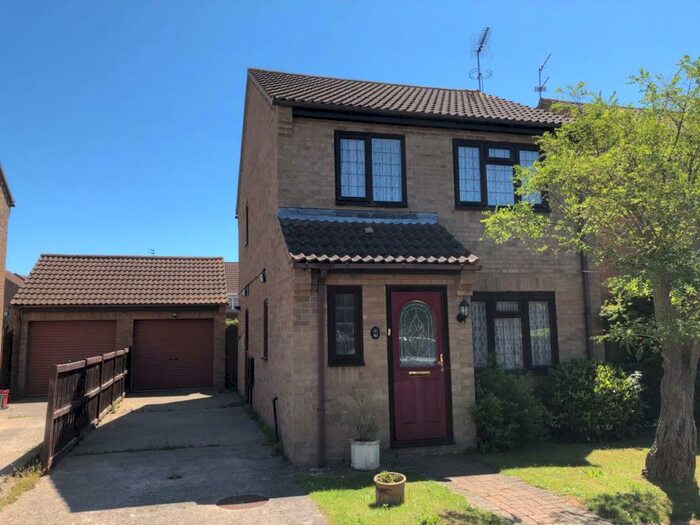 3 Bedroom Detached House For Sale In Wavring Avenue, Kirby Cross, CO13