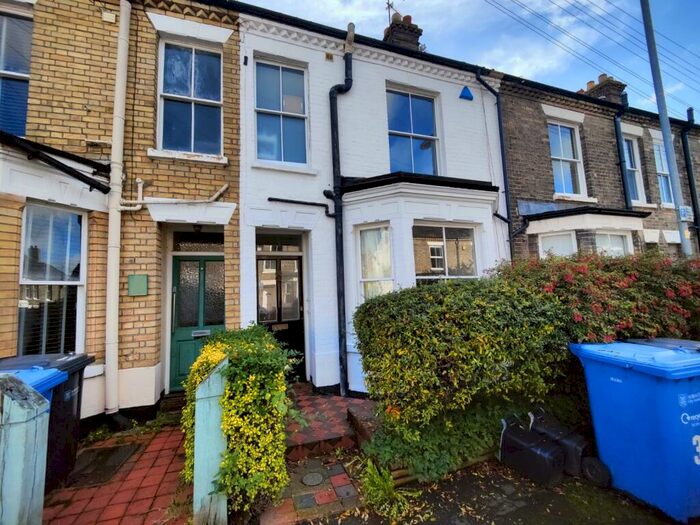 4 Bedroom Terraced House To Rent In Trix Road, Norwich, NR2