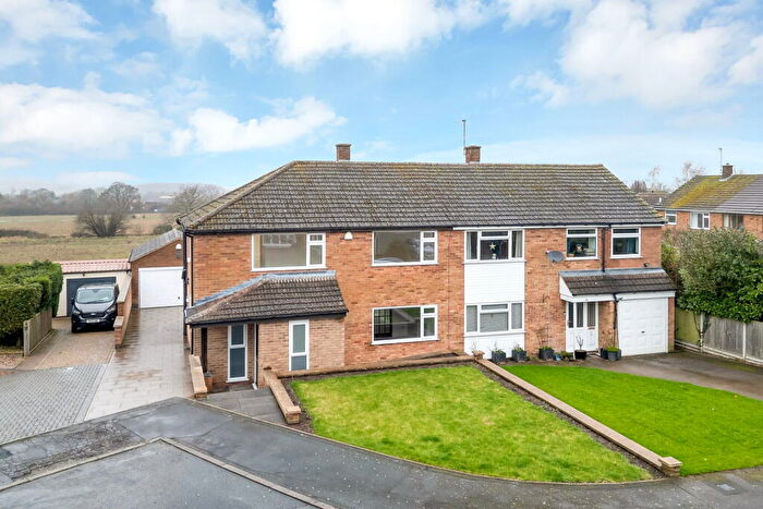 3 Bedroom Semi-Detached House For Sale In Priory Road, Market Bosworth, Nuneaton, CV13