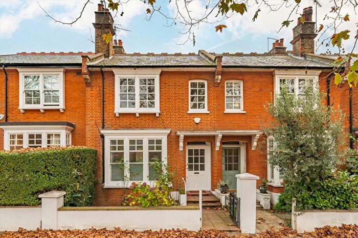 4 Bedroom Property For Sale In North Road, Highgate, N6