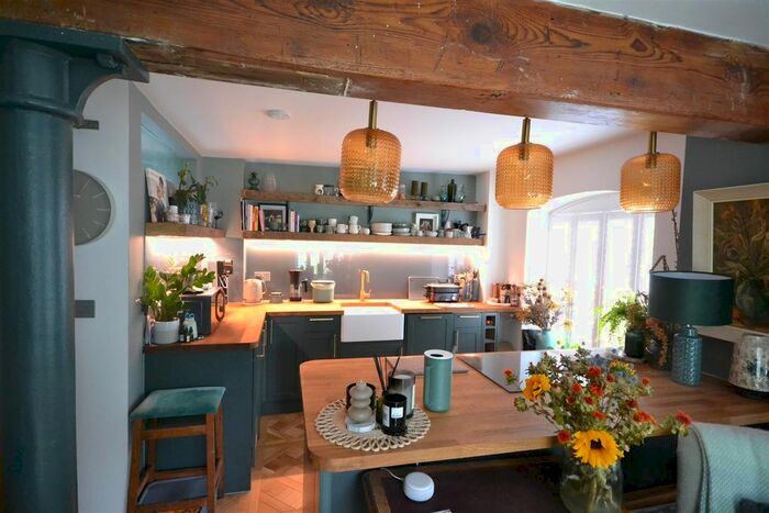 2 Bedroom Flat To Rent In The Grove Mill, Grove Mill Lane, Watford, WD17